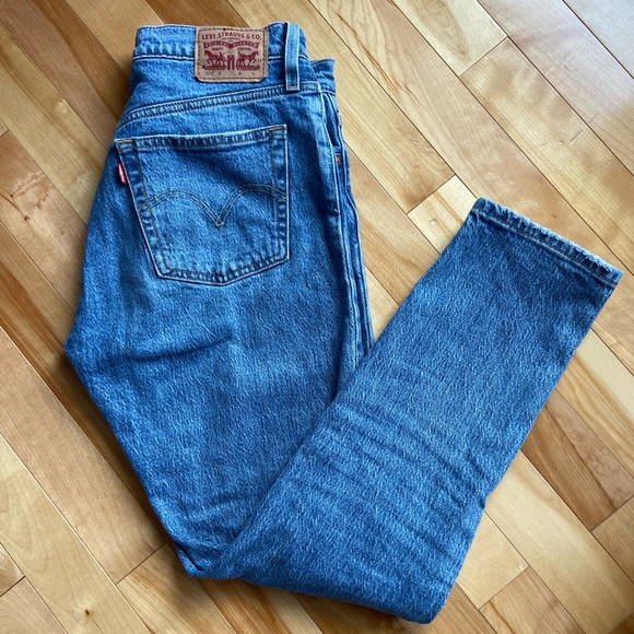 Levi's Women's 501 High Rise Skinny Jeans - Medium Indigo - Picture 2 of 4